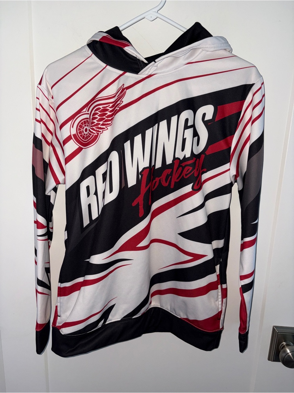 NWOT NHL Detroit Red Wings graphic hoodie sz youth Large